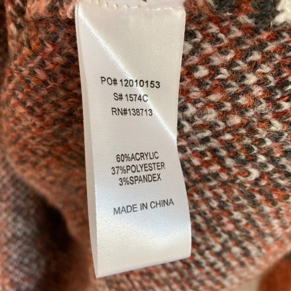 Doe & Rae women’s Aztec style cardigan - Picture 3 of 6